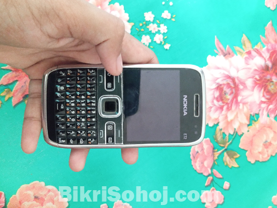 Nokia e72